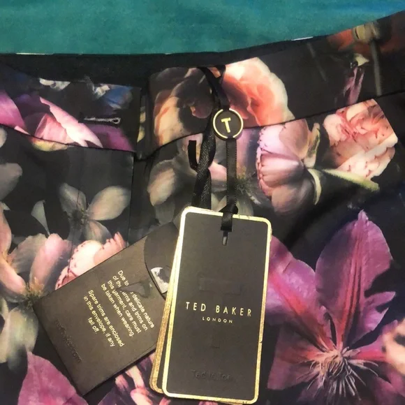 Ted Baker London Ethereal Floral Posie Print Trouser - Picture 5 of 6